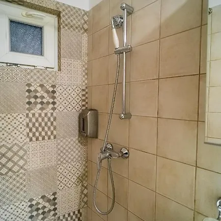 Old - Near Calea Victoriei * Bucureşti