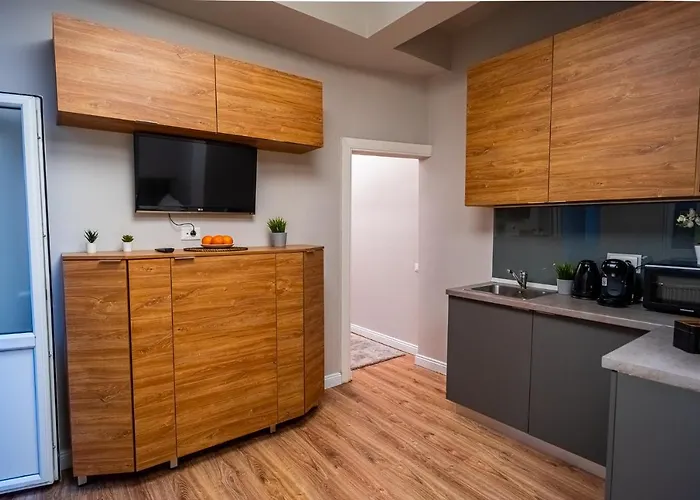 Old - Near Calea Victoriei