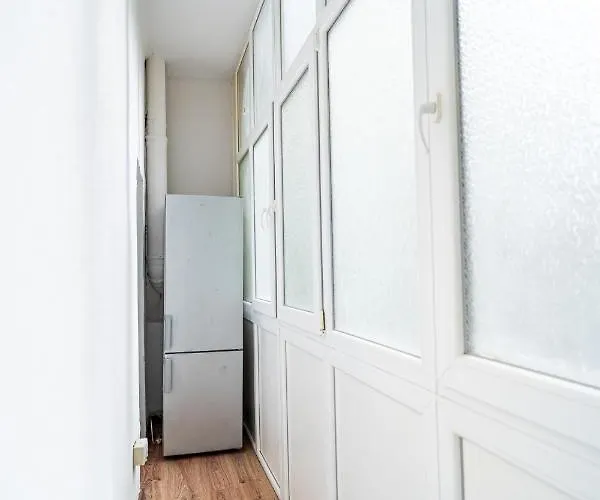 Old - Near Calea Victoriei Apartman *