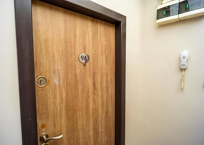 Old - Near Calea Victoriei